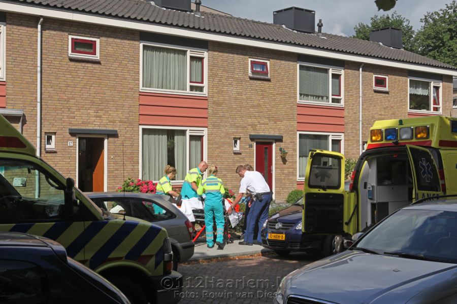Man gewond na val van trap in woning Finlandstraat