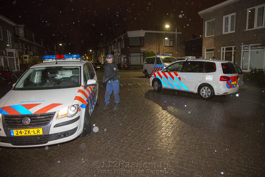 Gewonde man onder verdachte omstandigheden aangetroffen Achterweg