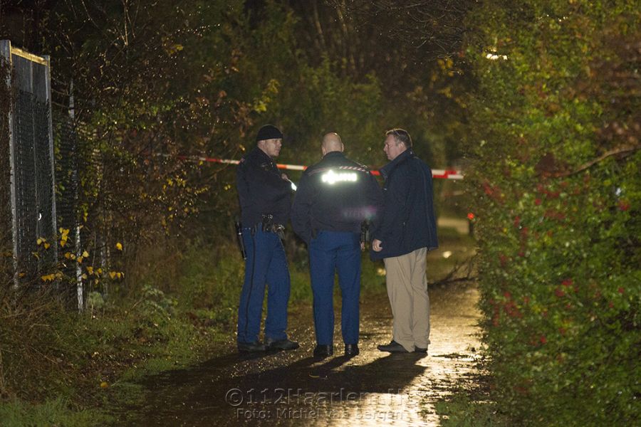 Gewonde man onder verdachte omstandigheden aangetroffen Achterweg