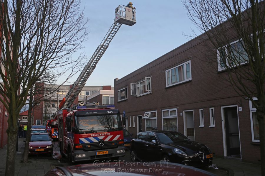 Bovenetage van woning verwoest door brand in Van Beresteynstraat