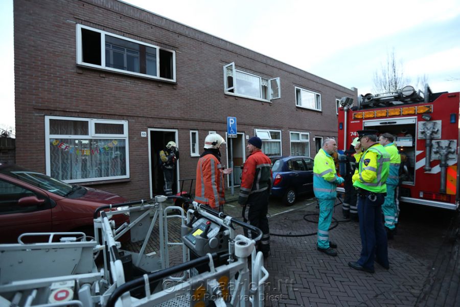Bovenetage van woning verwoest door brand in Van Beresteynstraat