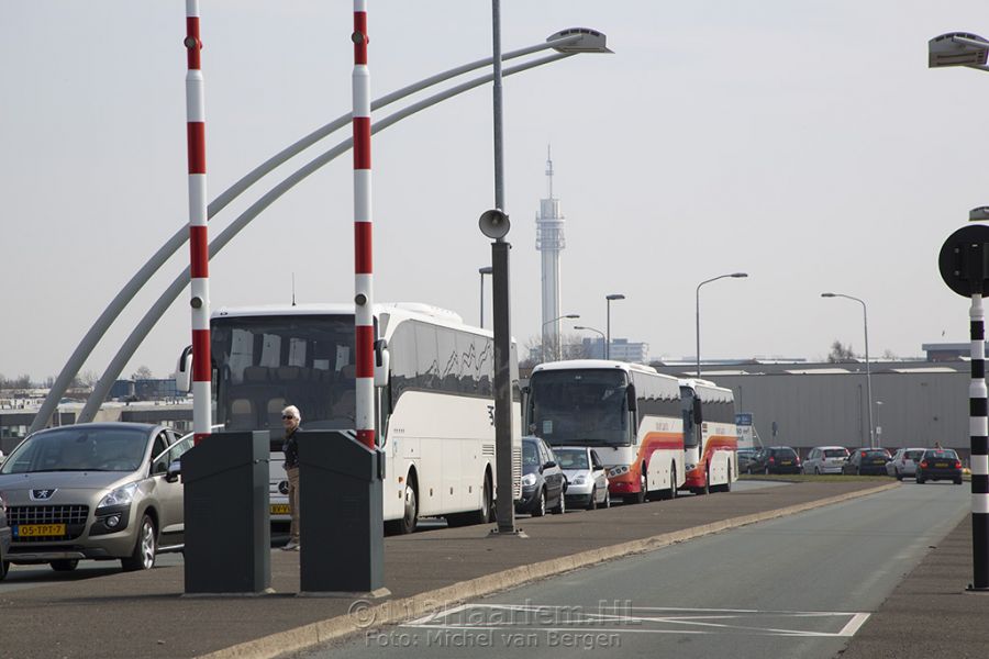 Kettingbotsing tussen vier voertuigen op de Schoterbrug