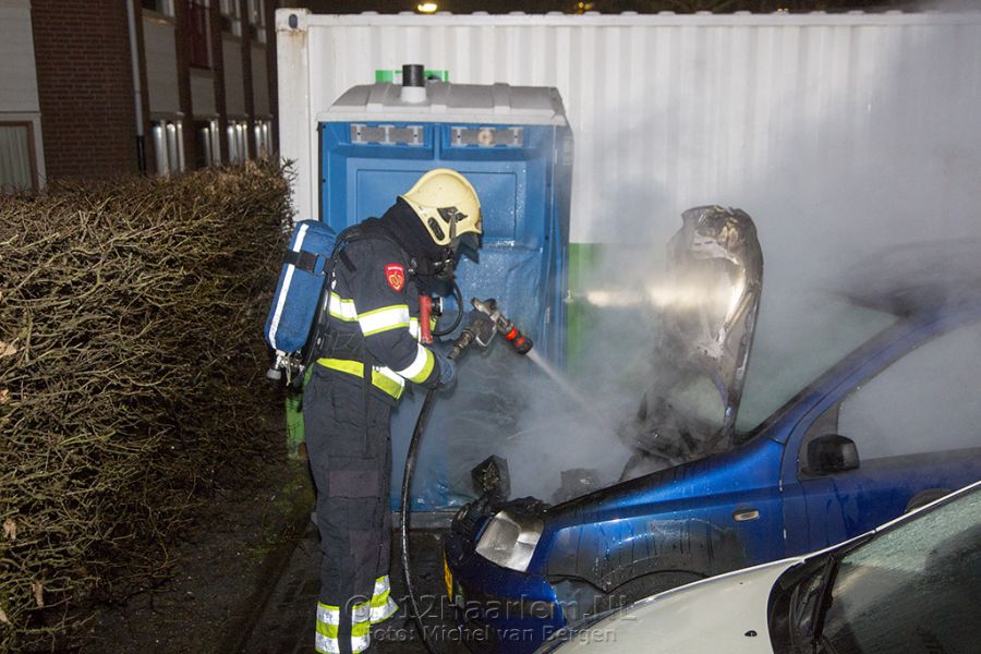 Autobrand in de Venkelstraat
