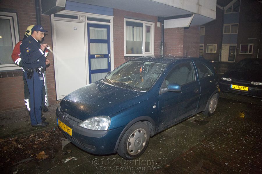 Woningen lopen schade op bij autobrand Voortingplantsoen