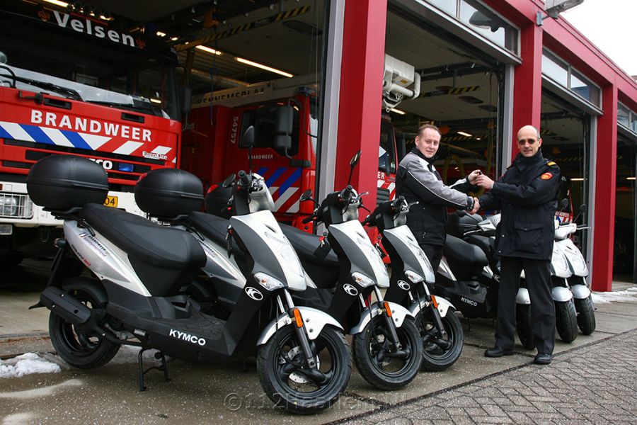 Scooters Voor Brandweer Kennemerland Voor Het Uitvoeren Van Controles 