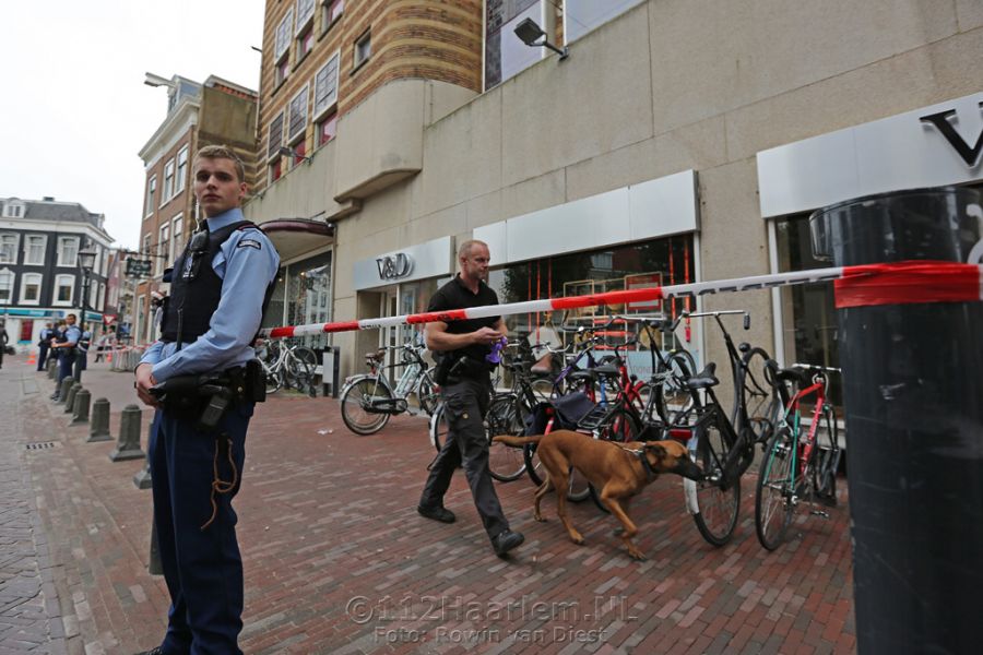 Verdachte dreigtweets VD Haarlem aangehouden