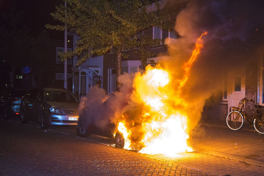Twee verschillende autobranden binnen 40 minuten
