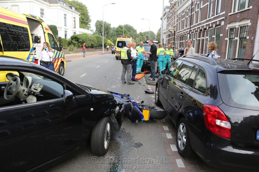 Motorrijder gewond na botsing met auto op Prinsen Bolwerk