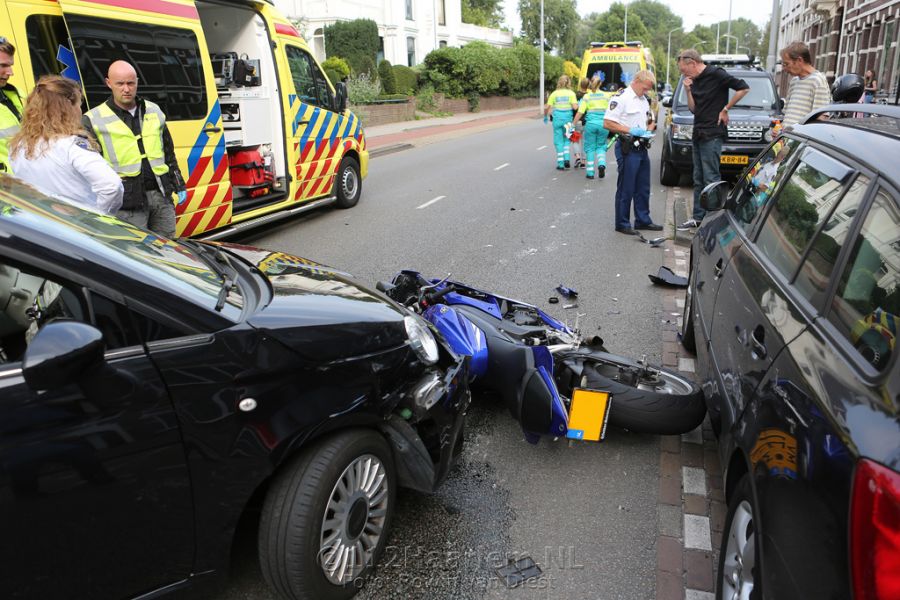 Motorrijder gewond na botsing met auto op Prinsen Bolwerk
