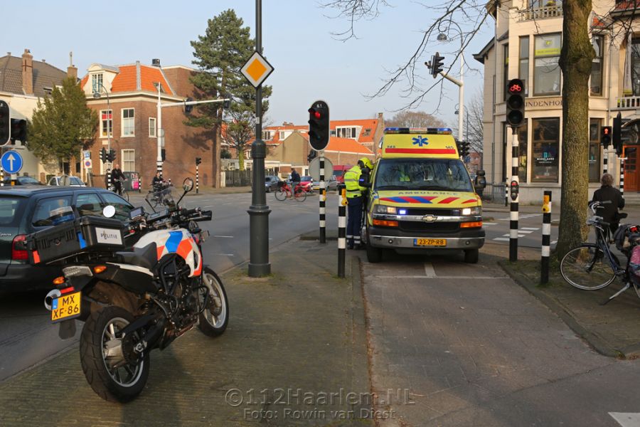 Fietsster gewond bij valpartij op de Paviljoenslaan
